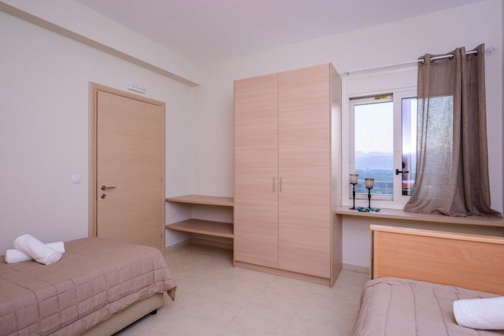 Aksos Suites Accessible Accommodation Agia  Екстериор снимка